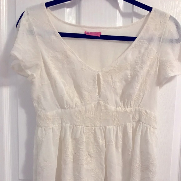 BCBG top - Picture 1 of 6